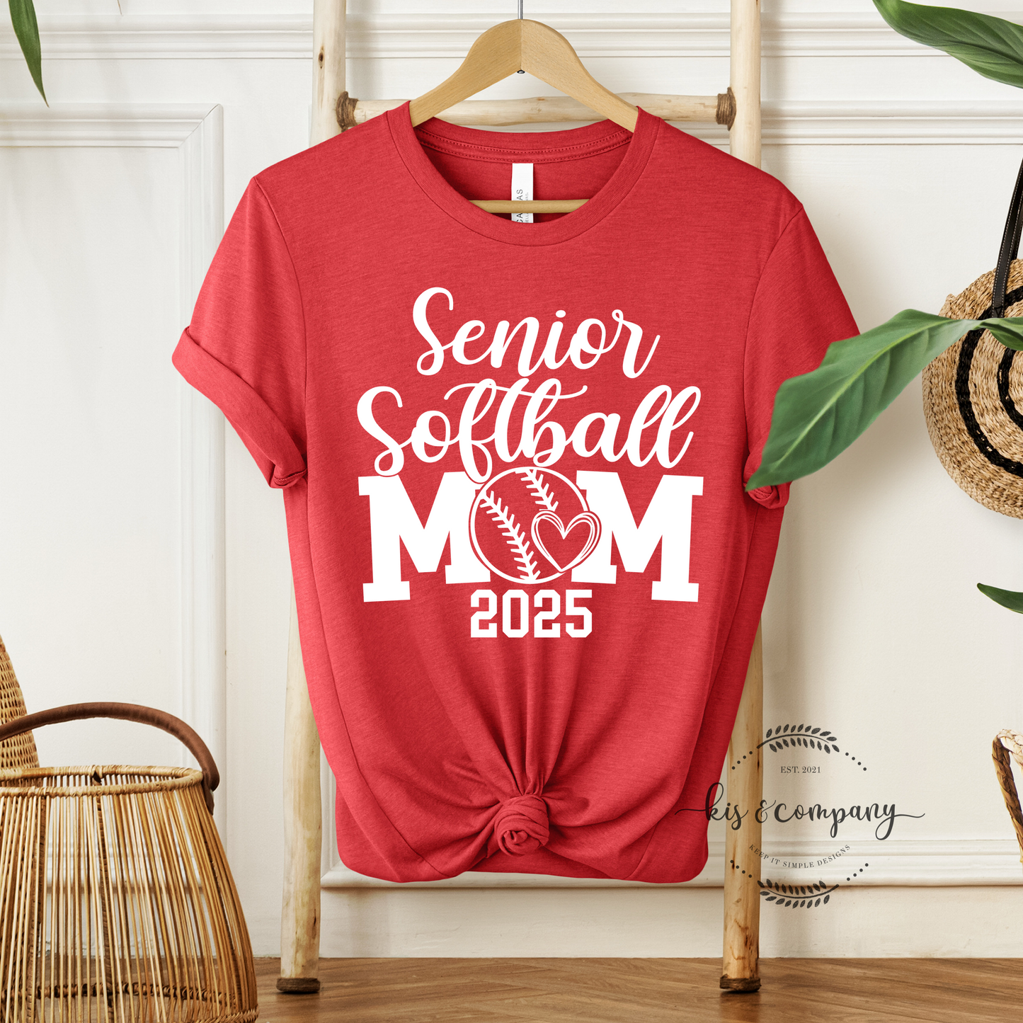 Senior 🥎 Softball Mom