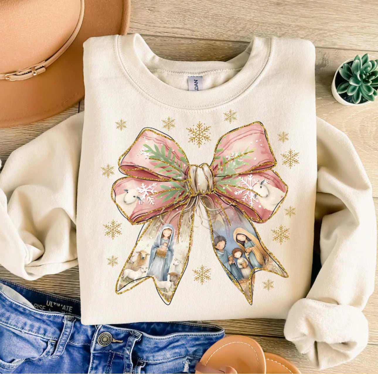 Crewneck Nativity Bow